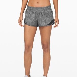 Lululemon Hotty Hot Short 2.5”